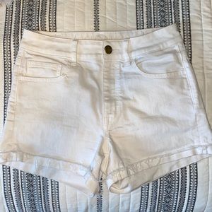 White American Eagle Super Stretch Jean Short
